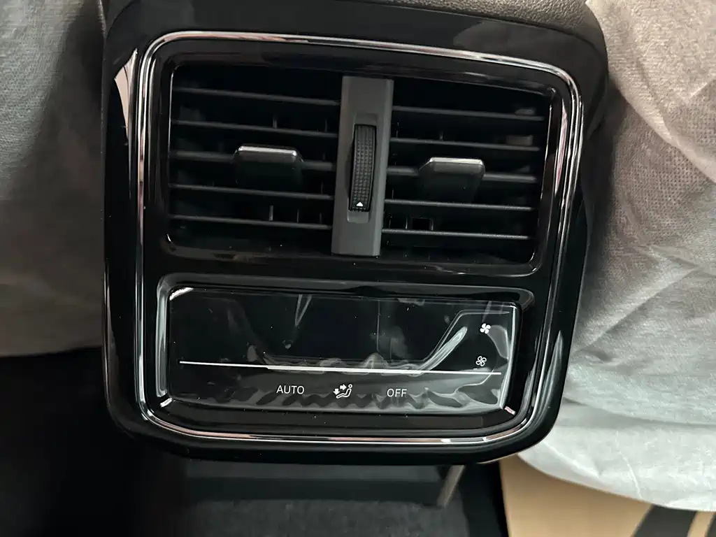 VOLKSWAGEN PASSAT NEW ENERGY