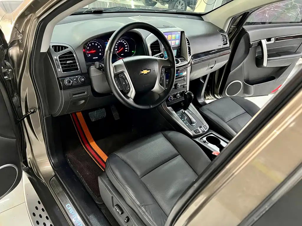 Chevrolet Captiva — миниатюра 9