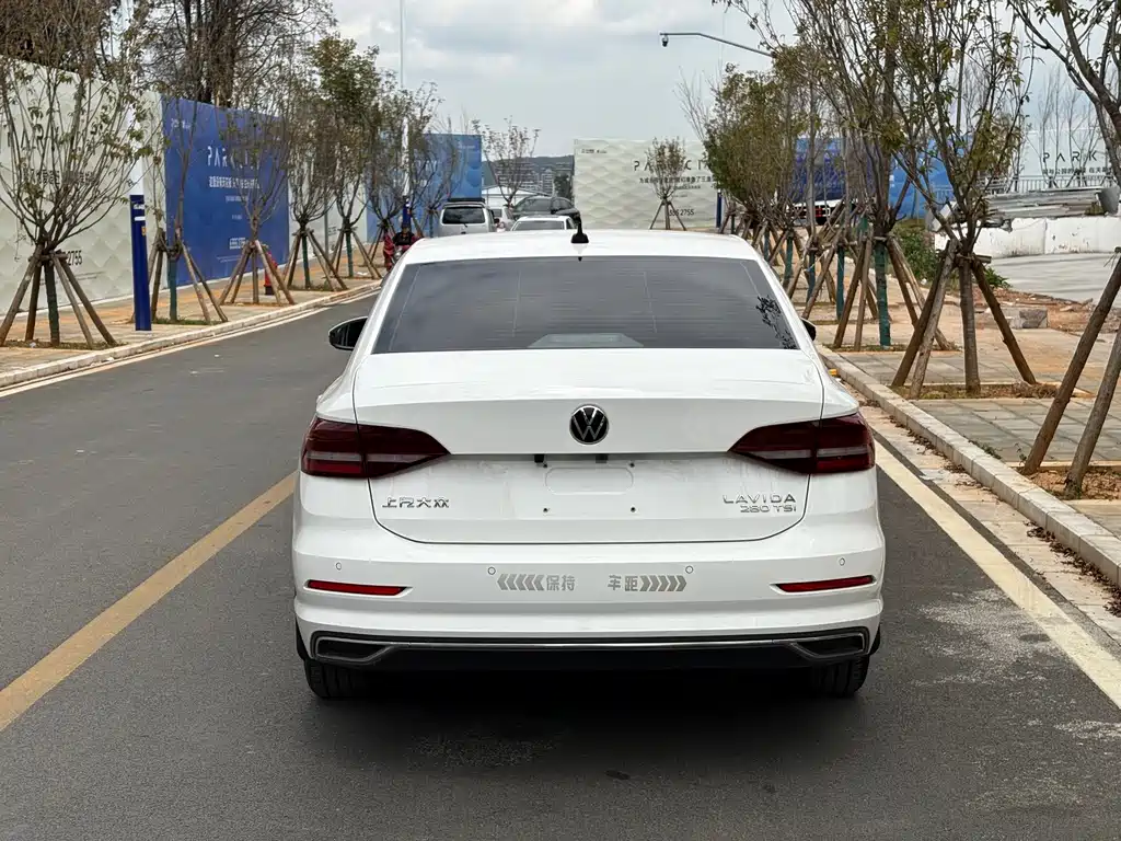 Volkswagen Lavida — миниатюра 11
