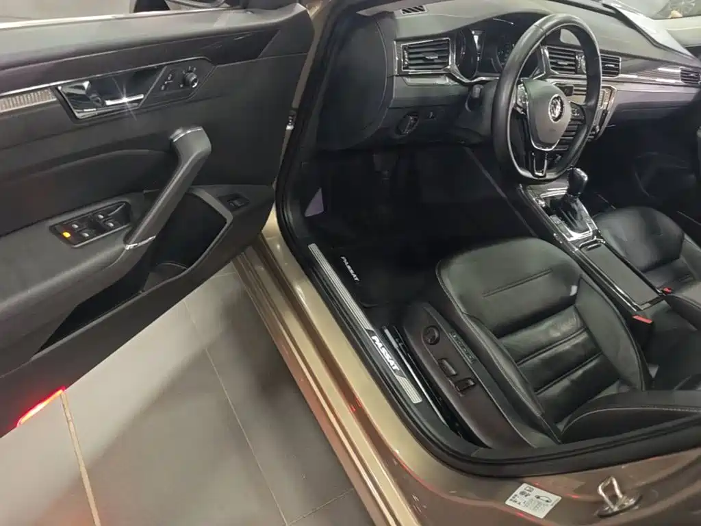 Volkswagen Passat — миниатюра 16