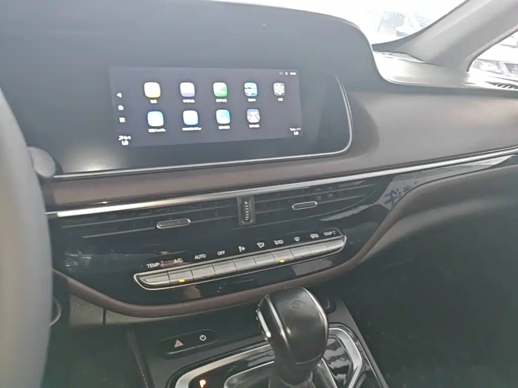 GAC Motor Trumpchi M6 — миниатюра 13