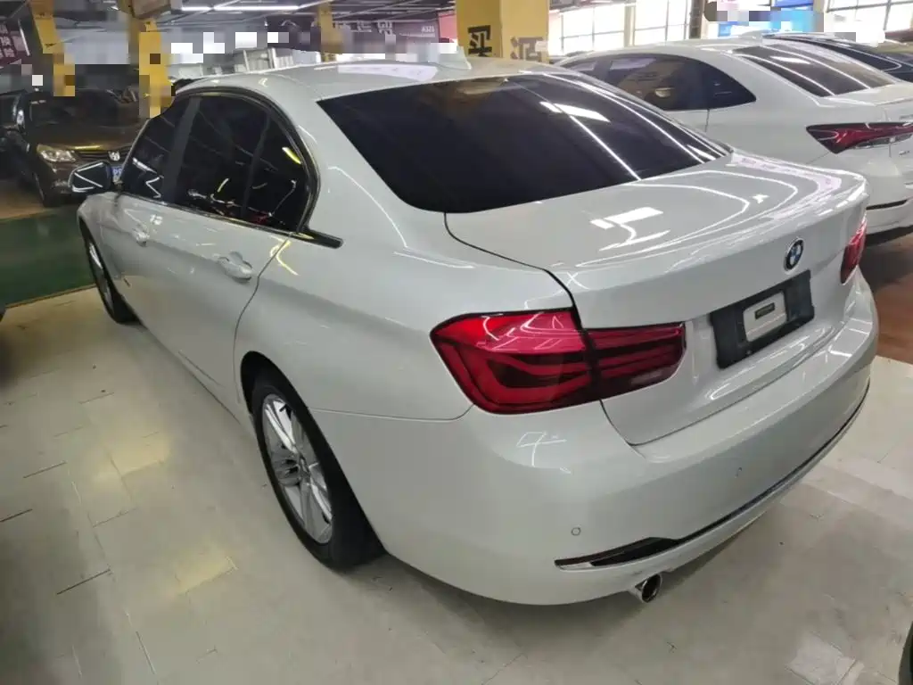 BMW 3 Series — миниатюра 5
