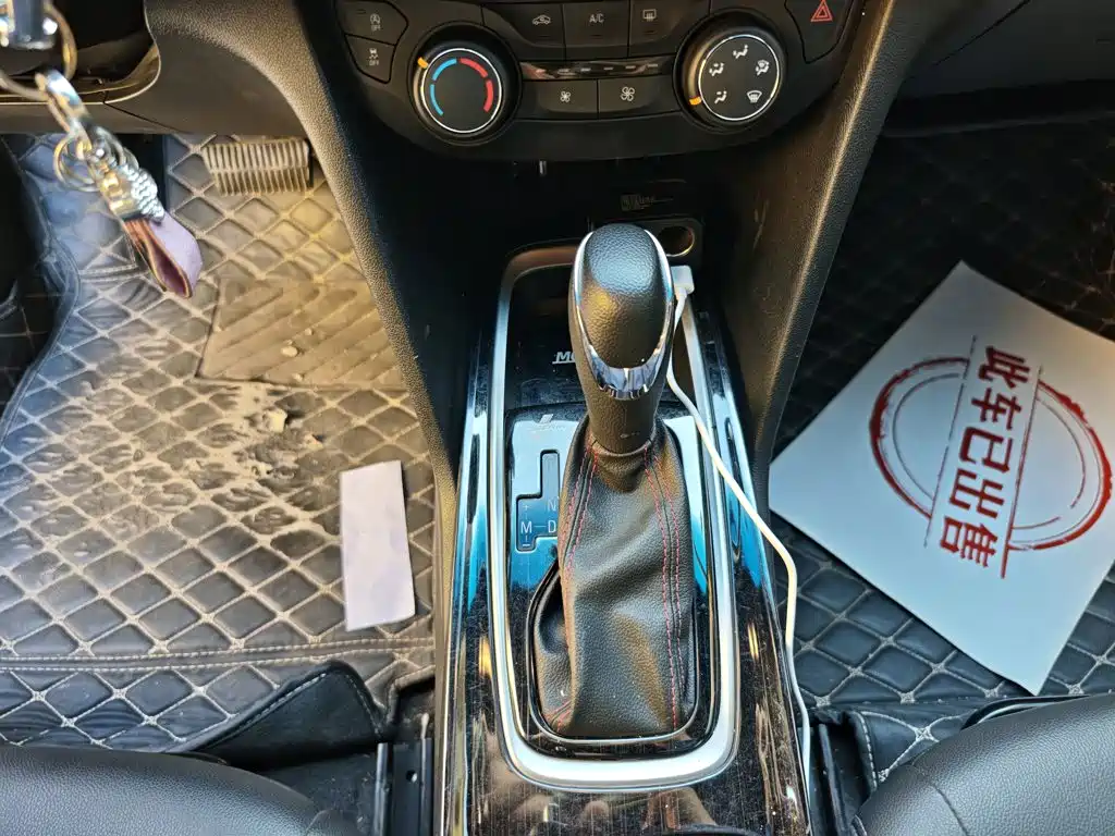 Chevrolet Monza — миниатюра 14