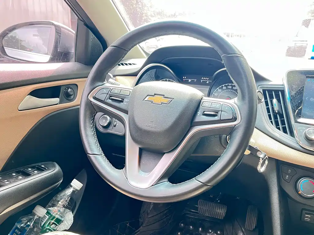 Chevrolet Monza — миниатюра 11