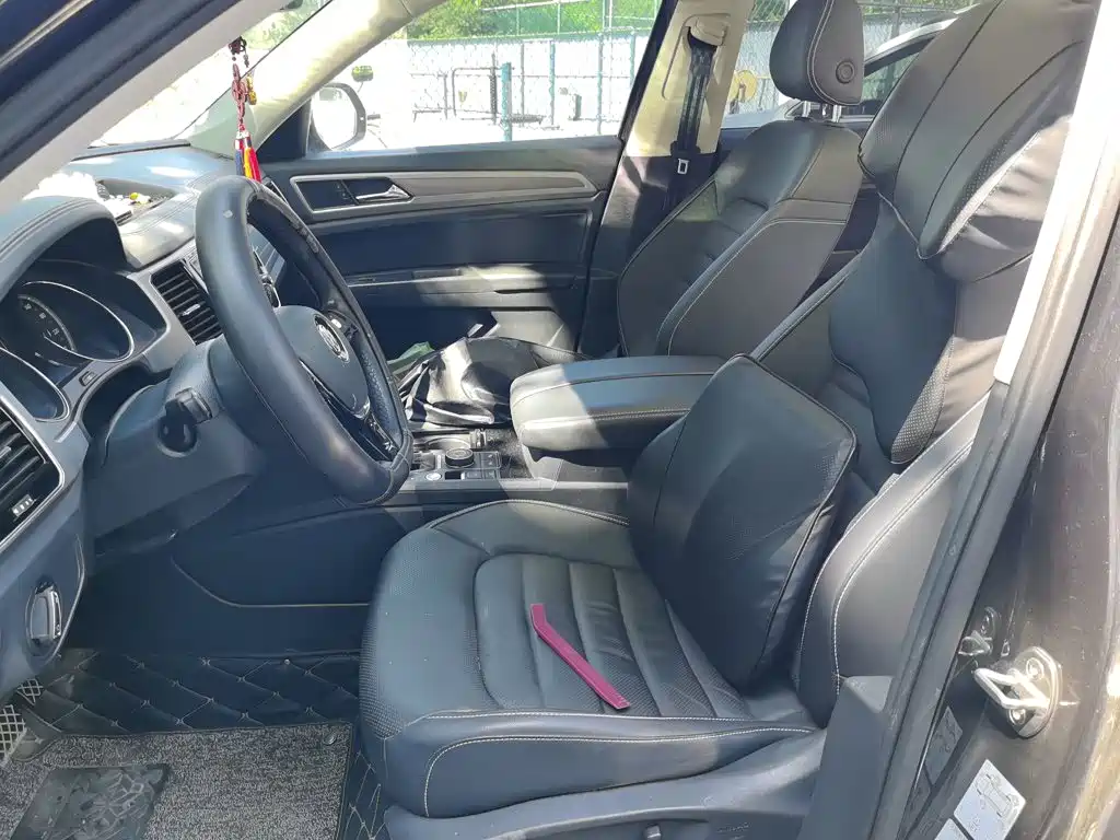 Volkswagen Teramont — миниатюра 8