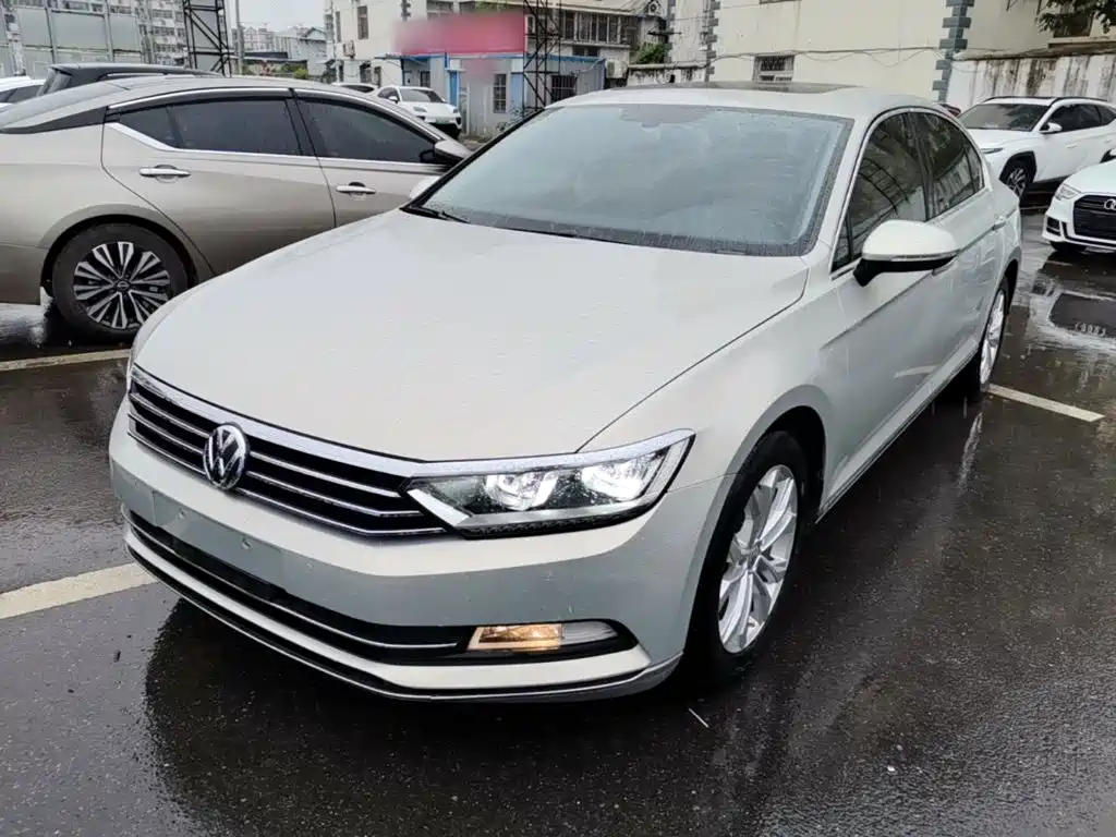 Volkswagen Magotan — миниатюра 2