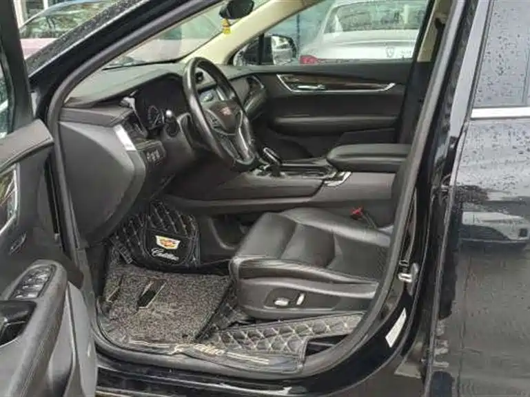Cadillac XT5 — миниатюра 5