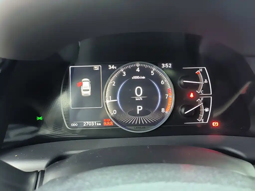 Lexus ES — миниатюра 12