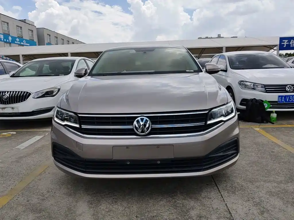 Volkswagen Bora — миниатюра 3