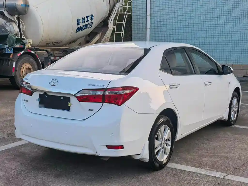 Toyota Corolla — миниатюра 6