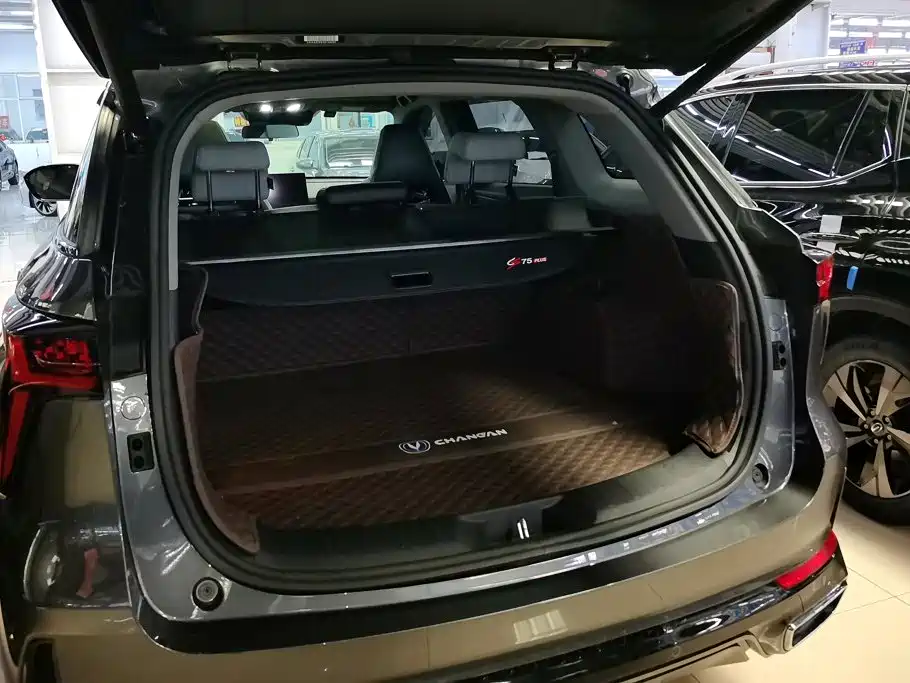 Changan Changan CS75PLUS — миниатюра 4