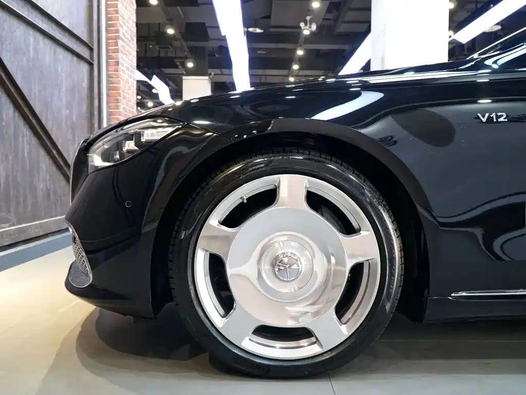 Mercedes-Benz S-Class — миниатюра 9