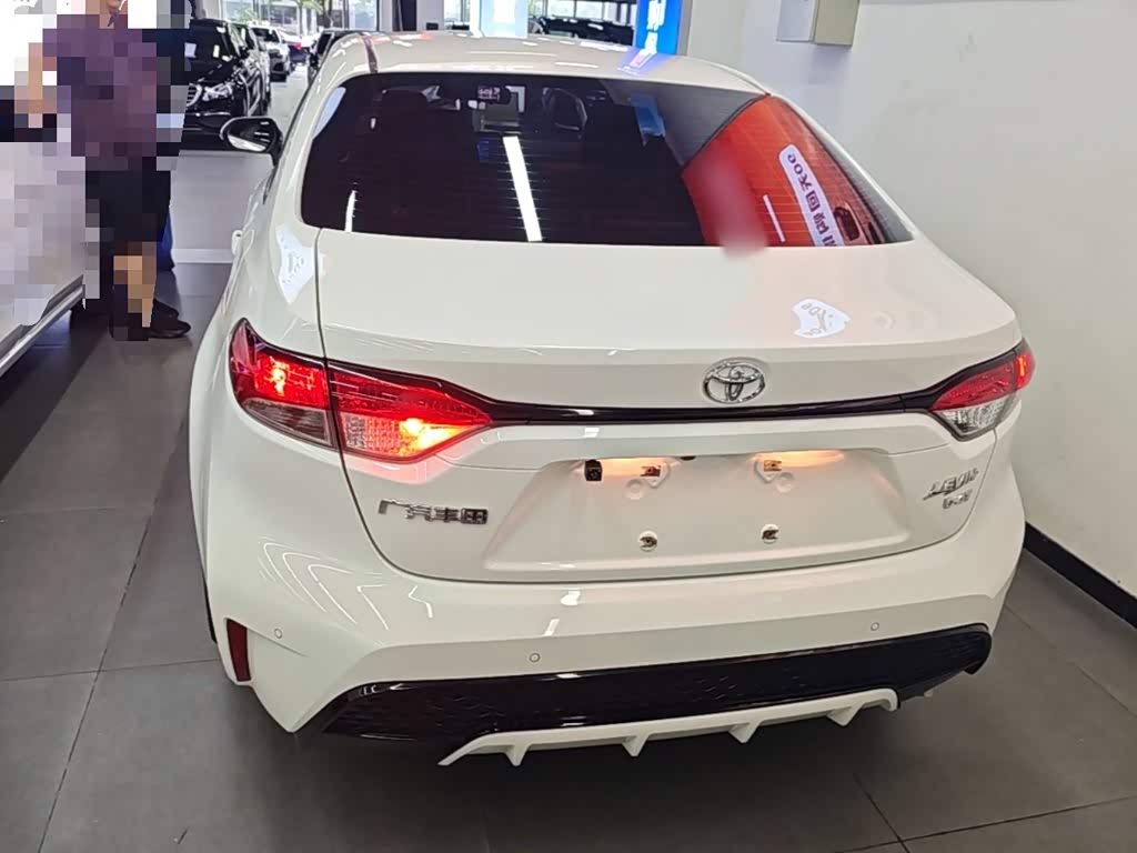 Toyota Levin 1.2 л 2022 г. Белый, пробег 16500 км