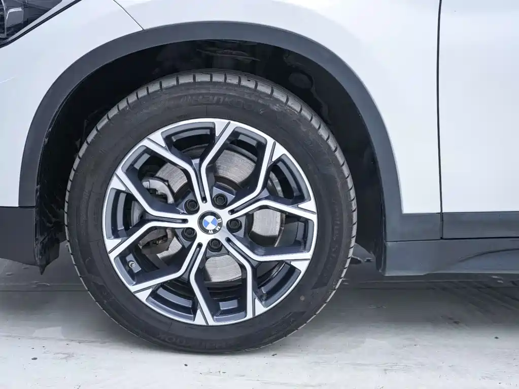 BMW X1 — миниатюра 13