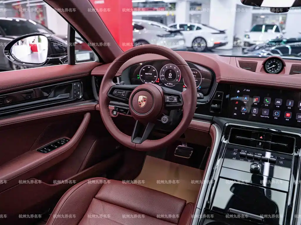 Porsche Panamera — миниатюра 17