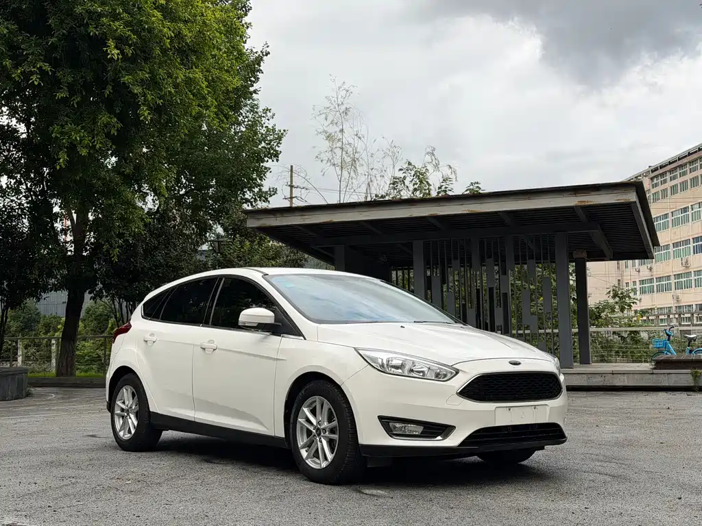 Ford Focus — миниатюра 3