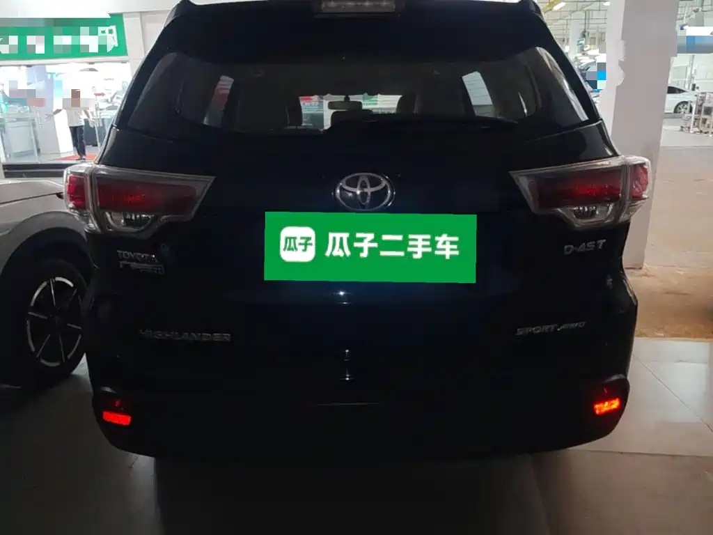 Toyota Highlander — миниатюра 6