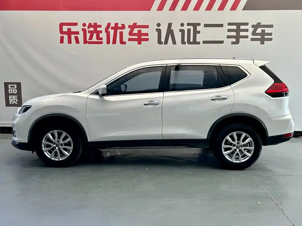 Nissan X-Trail — миниатюра 3