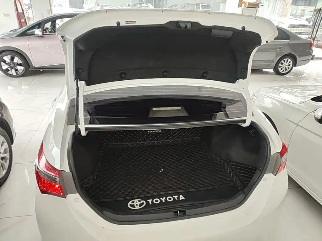 Toyota Corolla — миниатюра 19