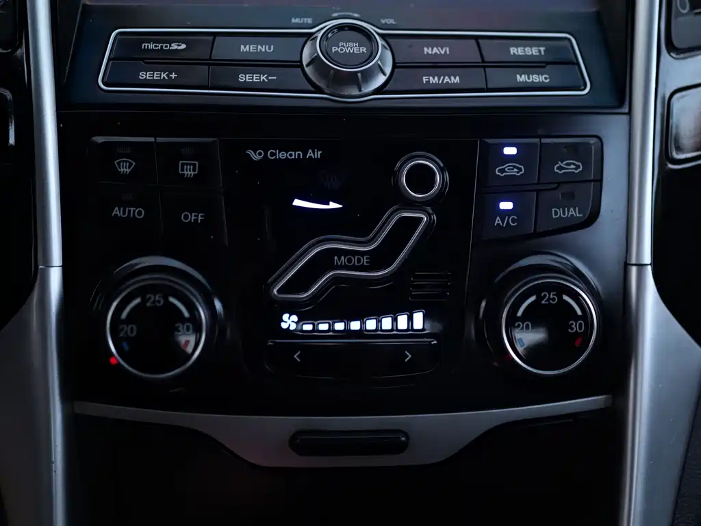 Hyundai Sonata — миниатюра 10