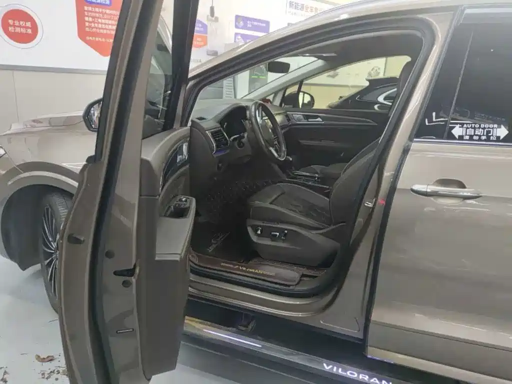 Volkswagen Viloran — миниатюра 4