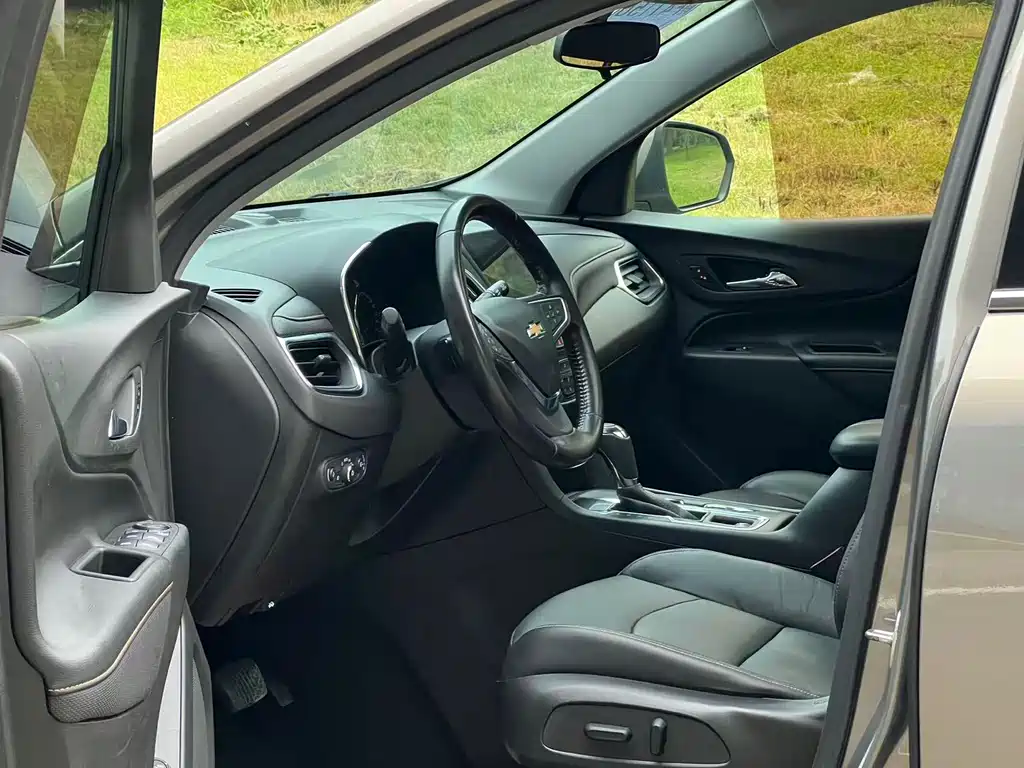 Chevrolet Equinox 2019 535T AT V