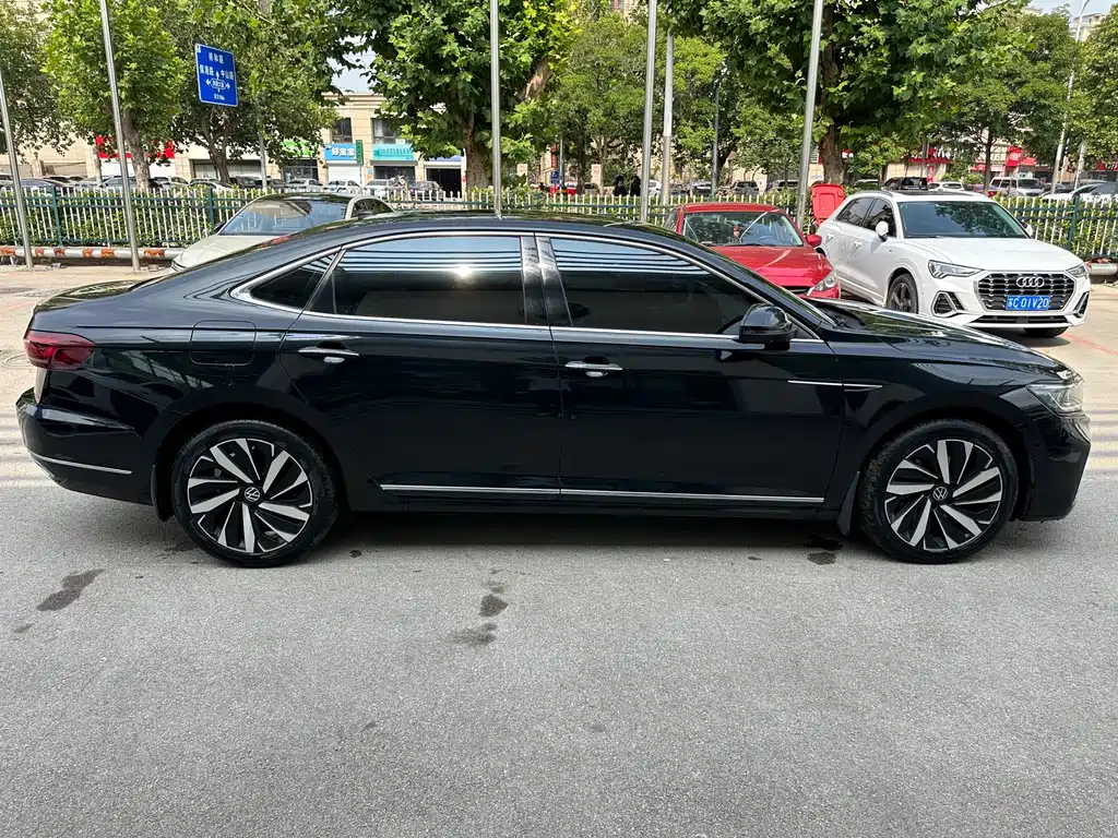 Volkswagen Passat — миниатюра 6