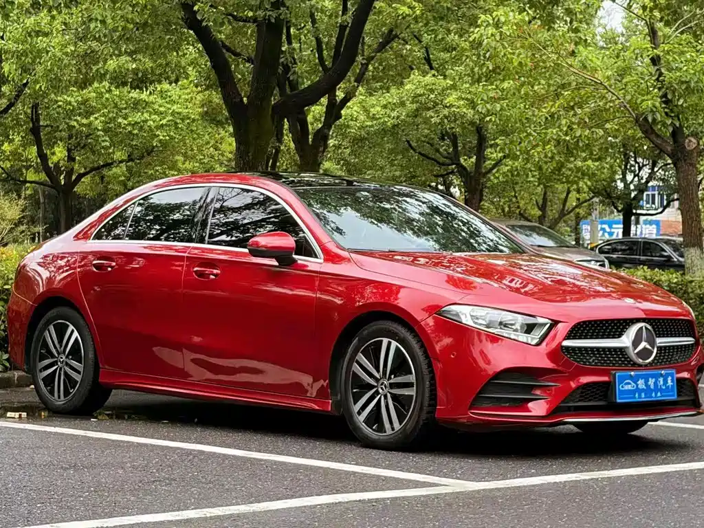 Mercedes-Benz A-Class — миниатюра 3