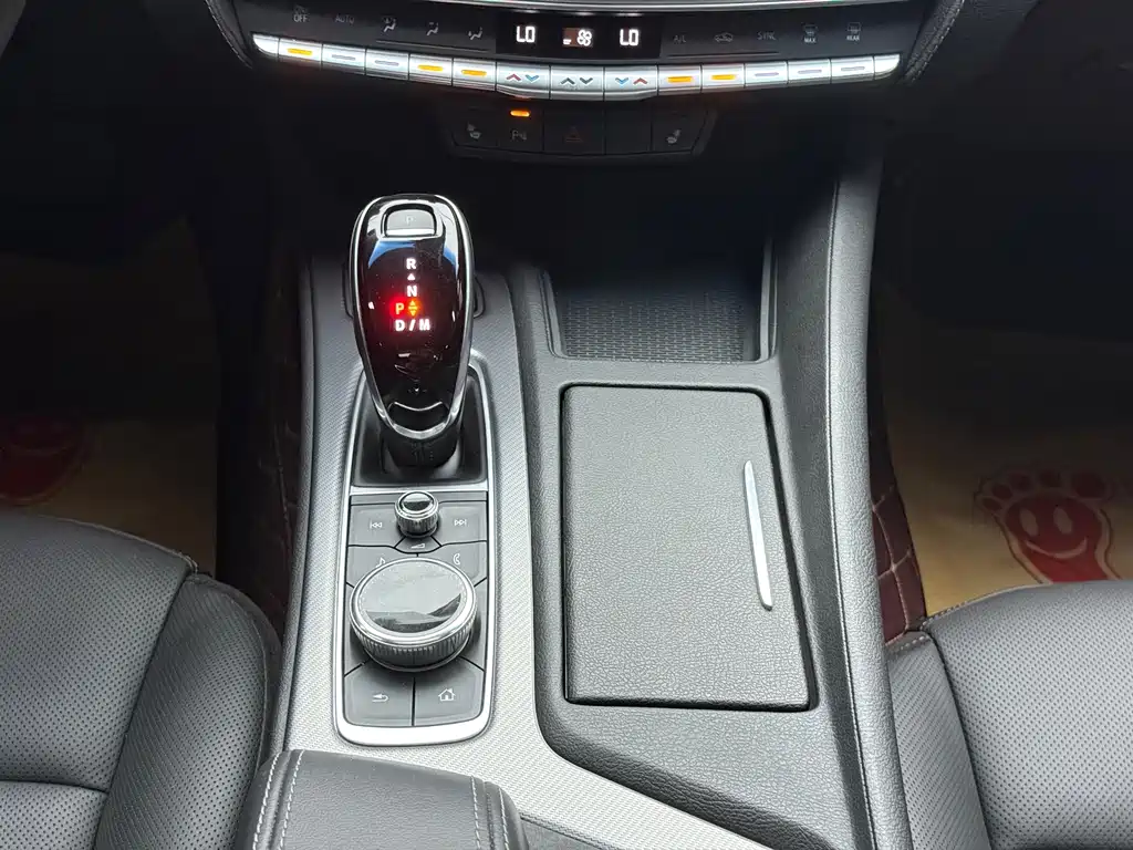 Cadillac CT5 — миниатюра 12