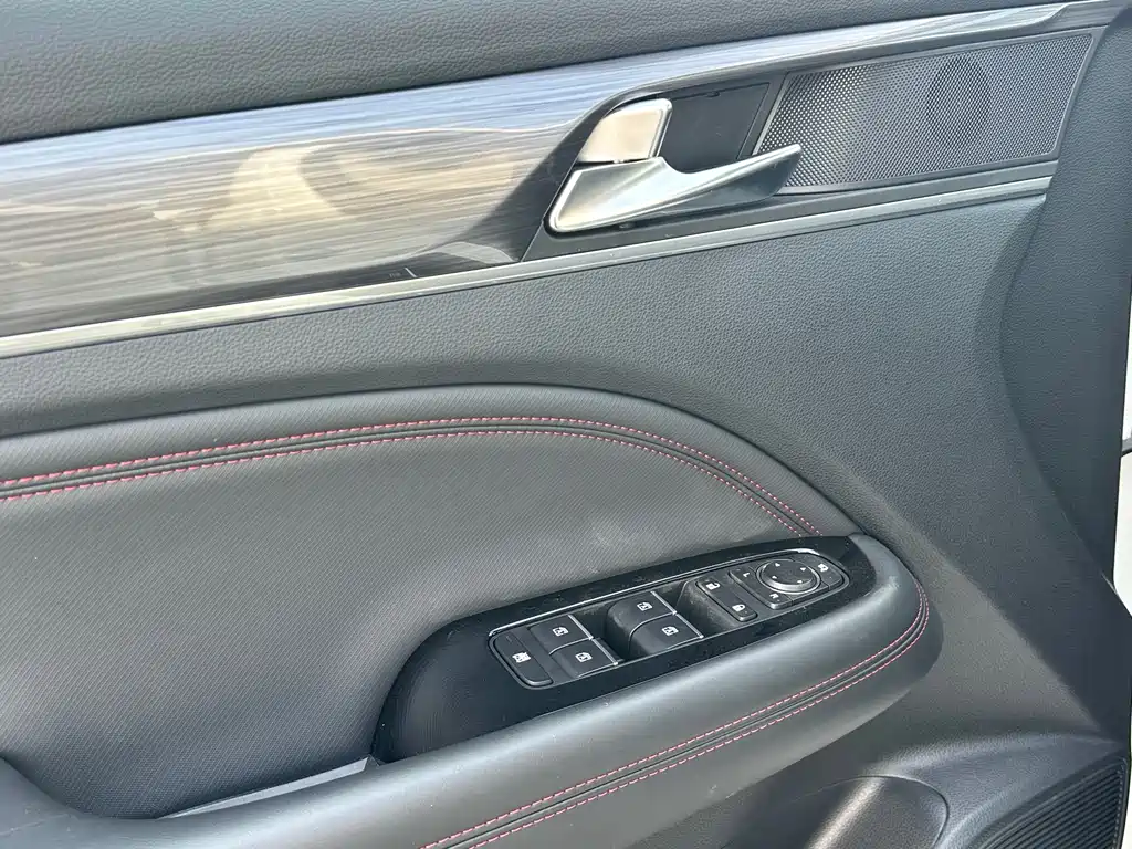 GAC TRUMPCHI GS4 PLUS