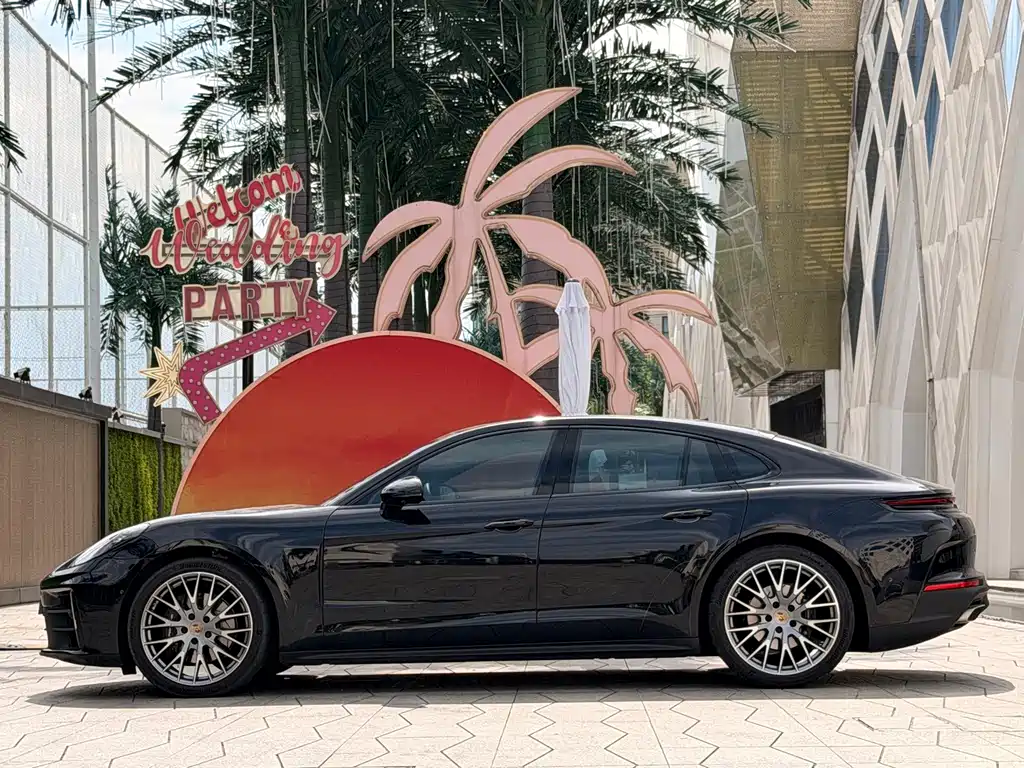 Porsche Panamera — миниатюра 7