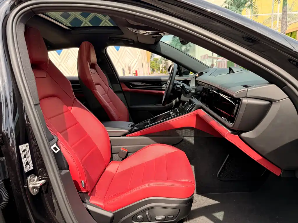 Porsche Panamera — миниатюра 12