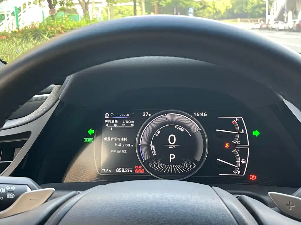 Lexus ES — миниатюра 12