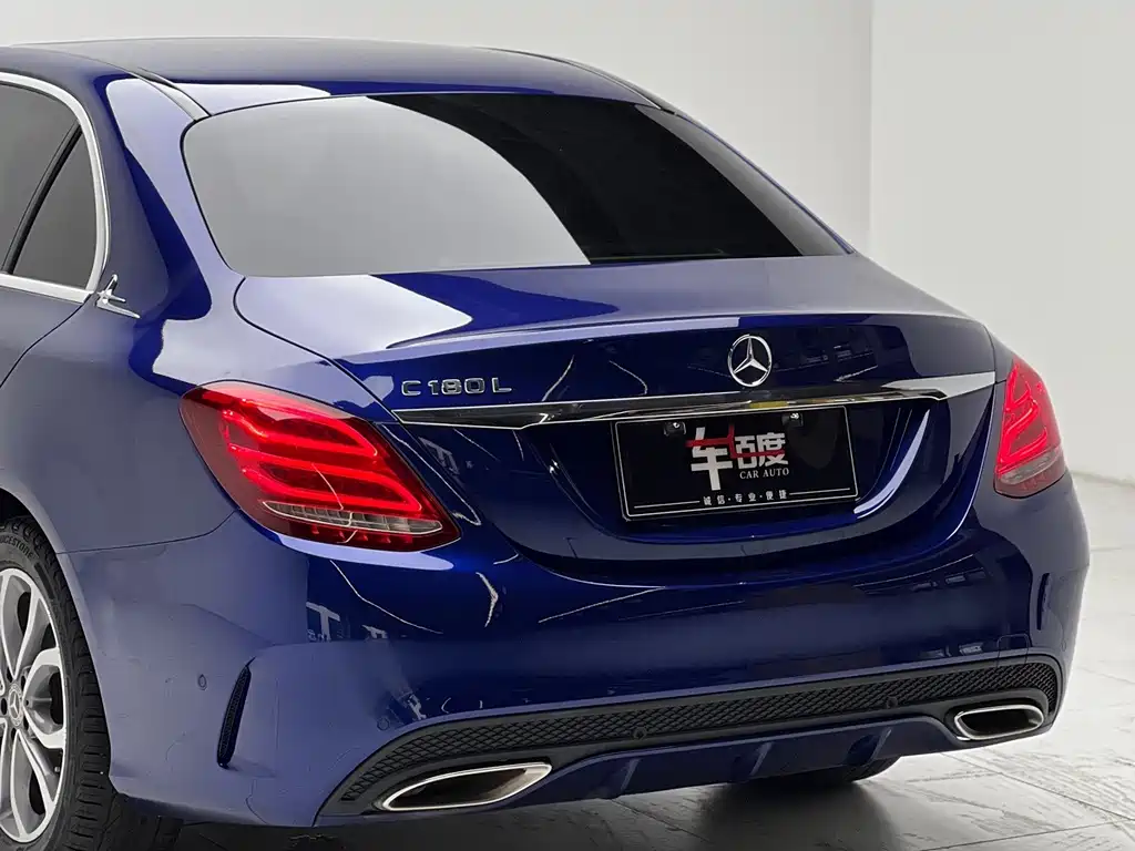 Mercedes-Benz C-Class — миниатюра 20