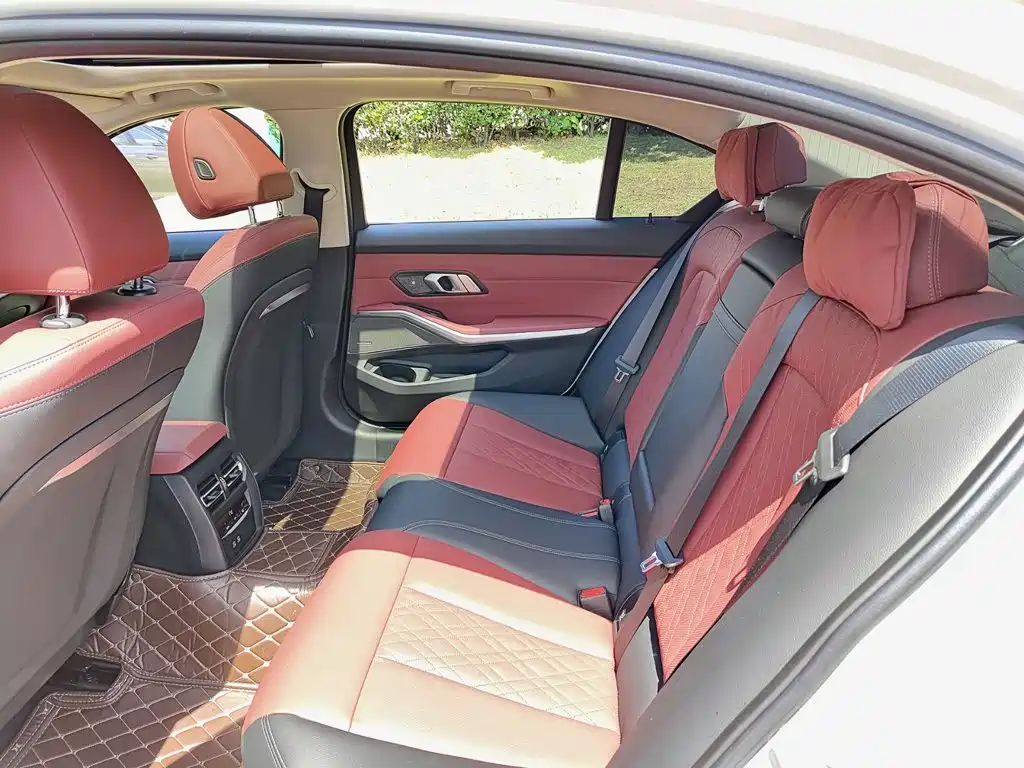 BMW 3 Series — миниатюра 8