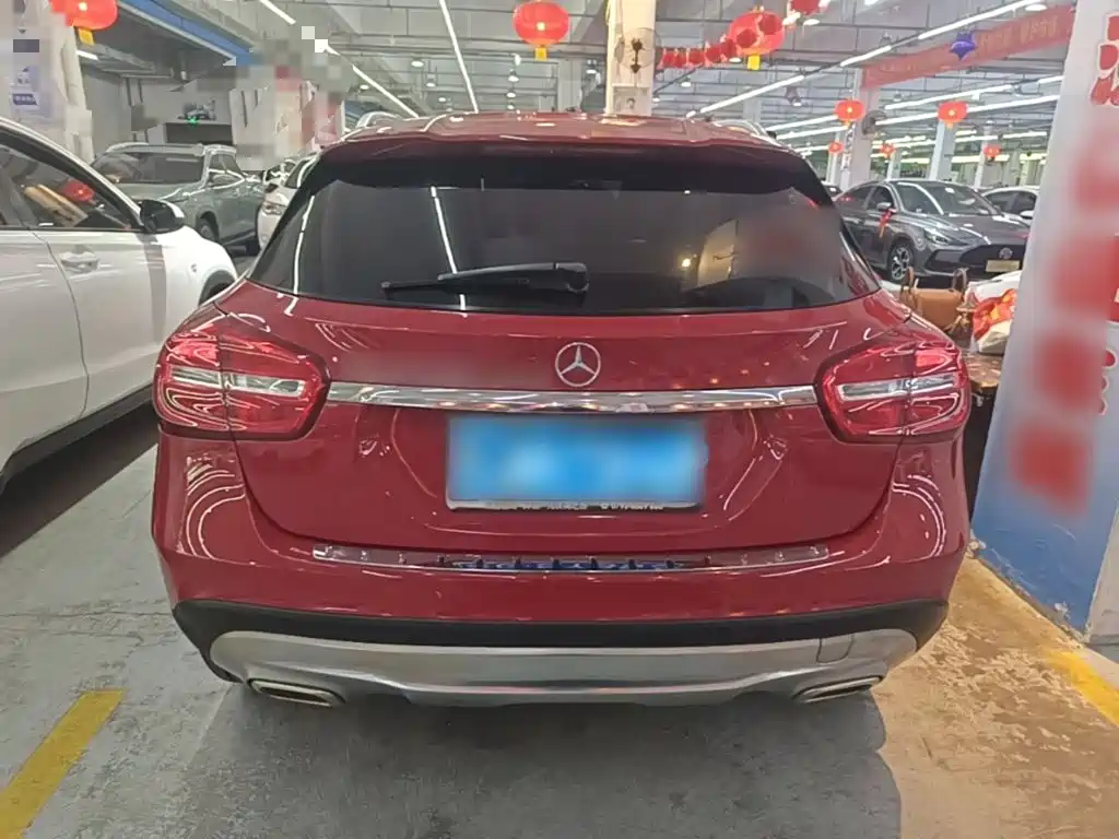 Mercedes-Benz GLA — миниатюра 6