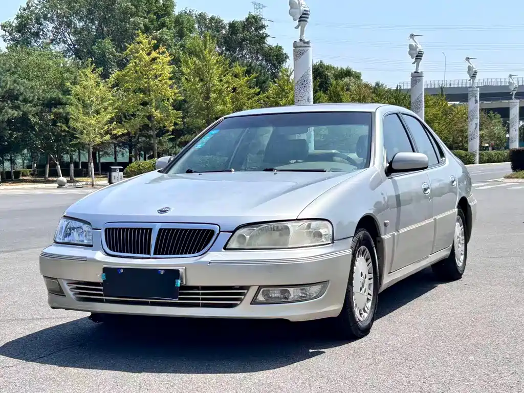 Nissan Bluebird Classic — миниатюра 2