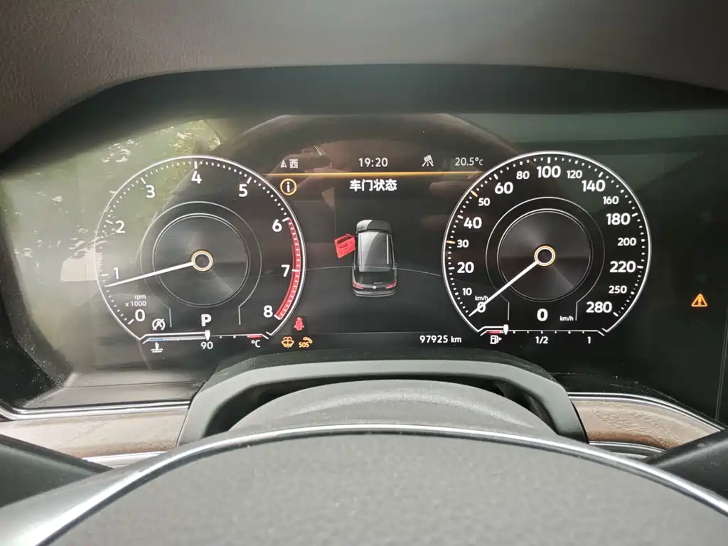 Volkswagen Touareg — миниатюра 5