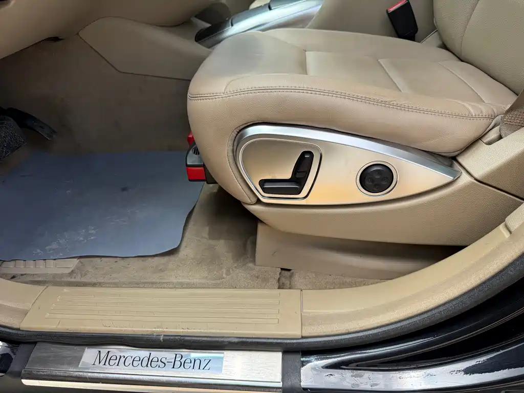 Mercedes-Benz R 2011 R 300 L