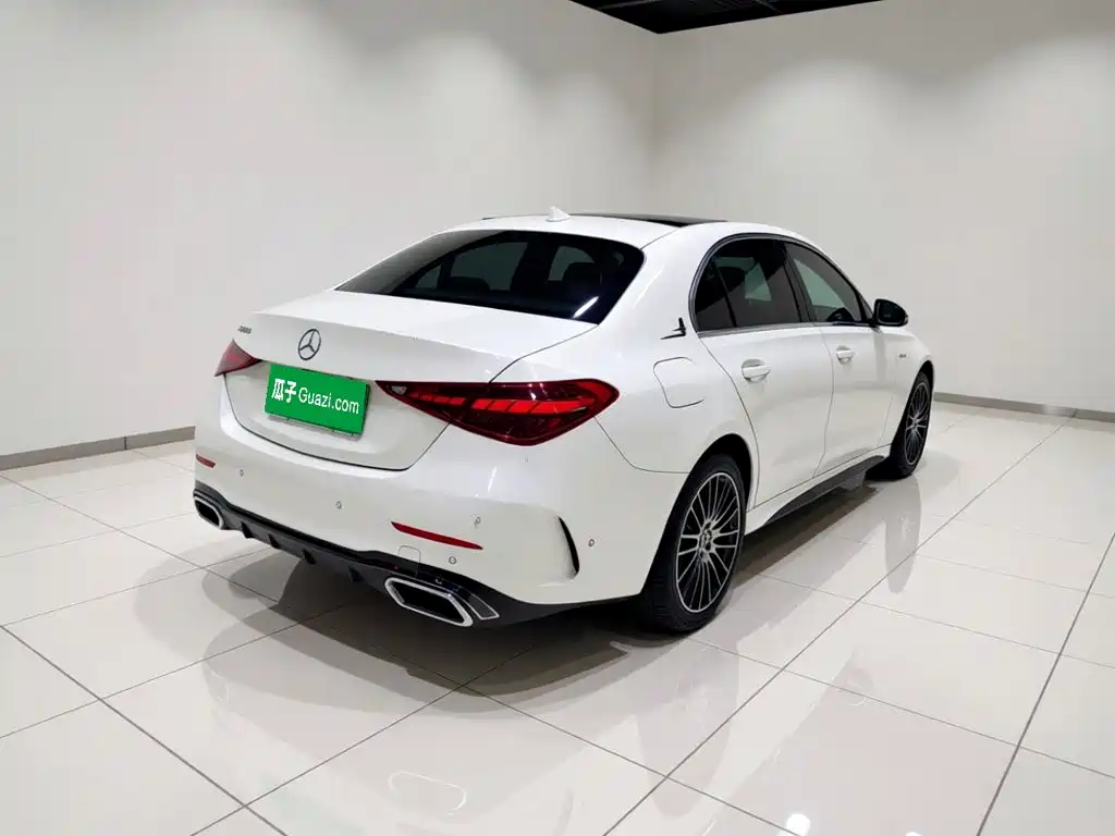 Mercedes-Benz C-Class — миниатюра 4