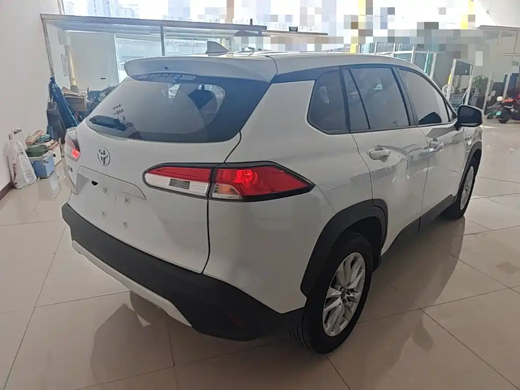 Toyota Corolla Cross — миниатюра 7