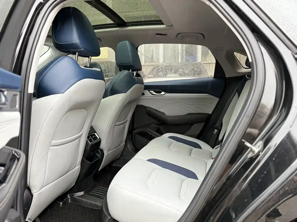 GEELY AUTOMOBILE XINGRUI