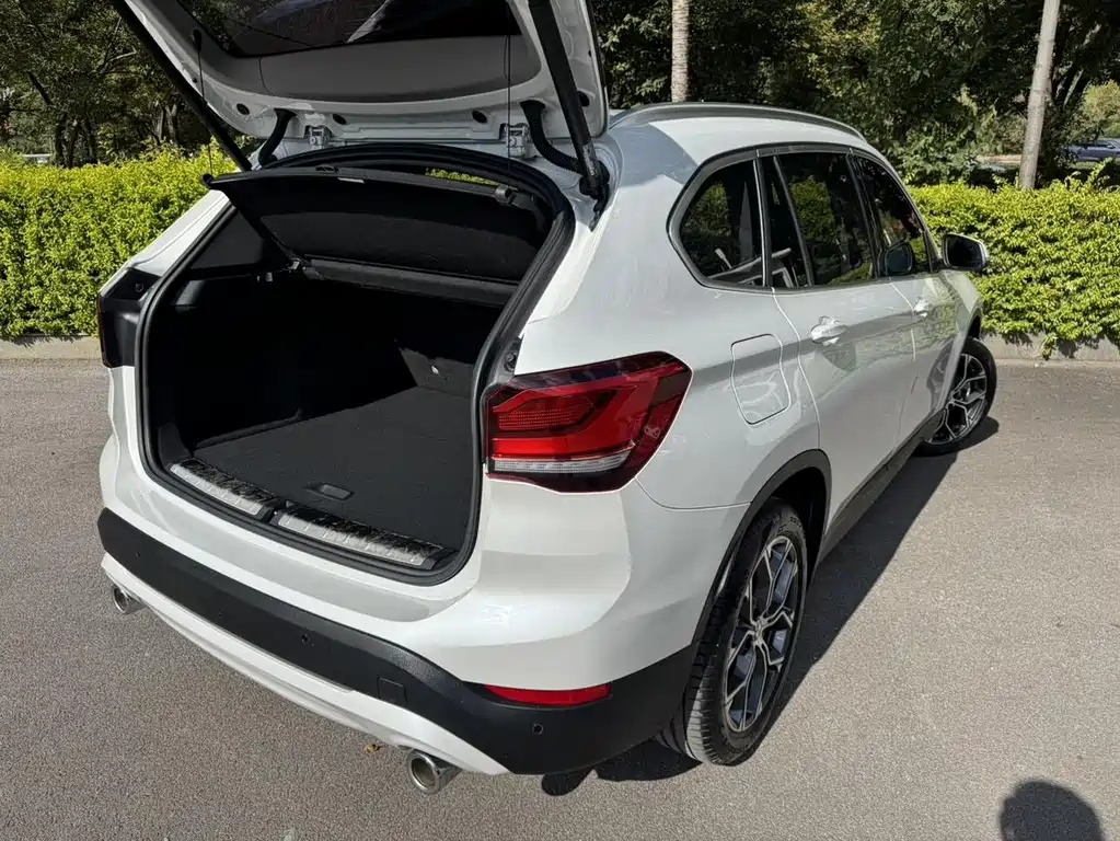 BMW X1 — миниатюра 12