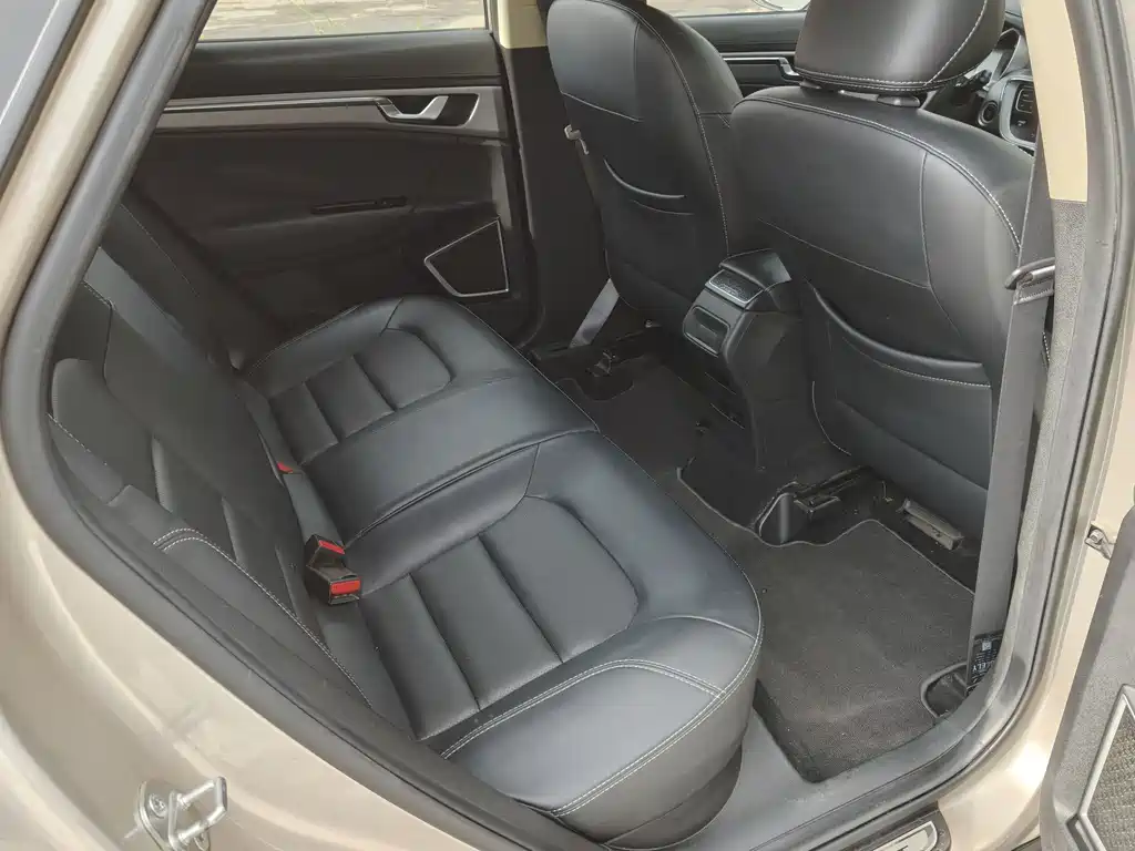 GEELY AUTOMOBILE EMGRAND GS