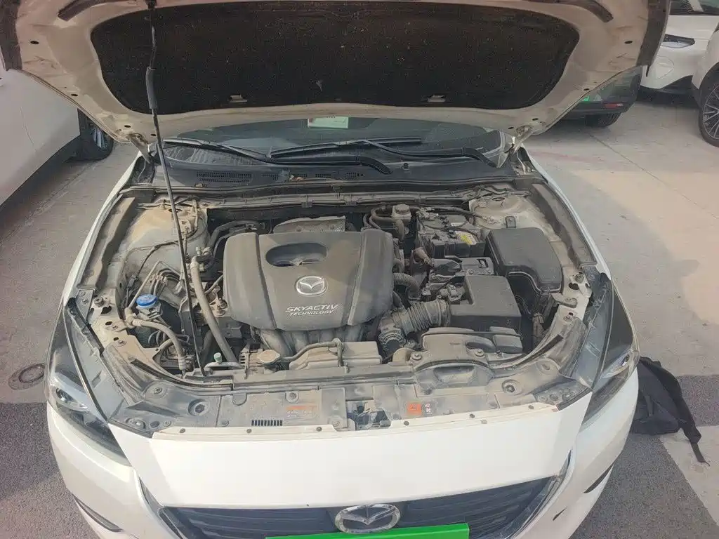 Mazda 3 Axela — миниатюра 16