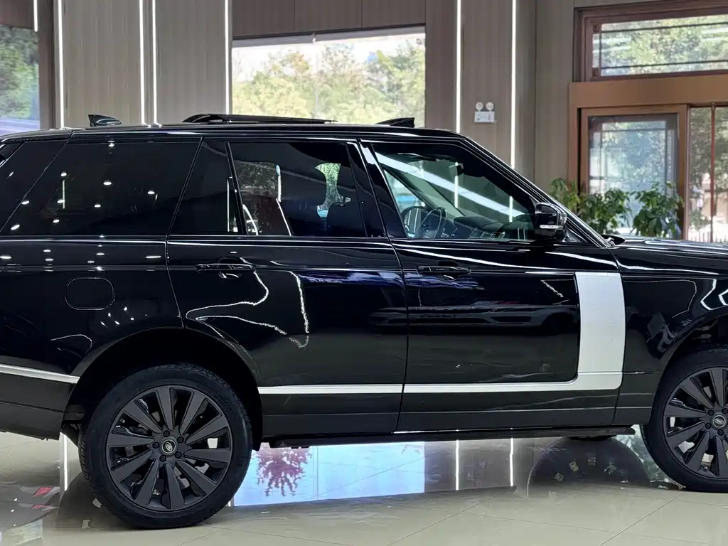Land Rover Range Rover — миниатюра 18