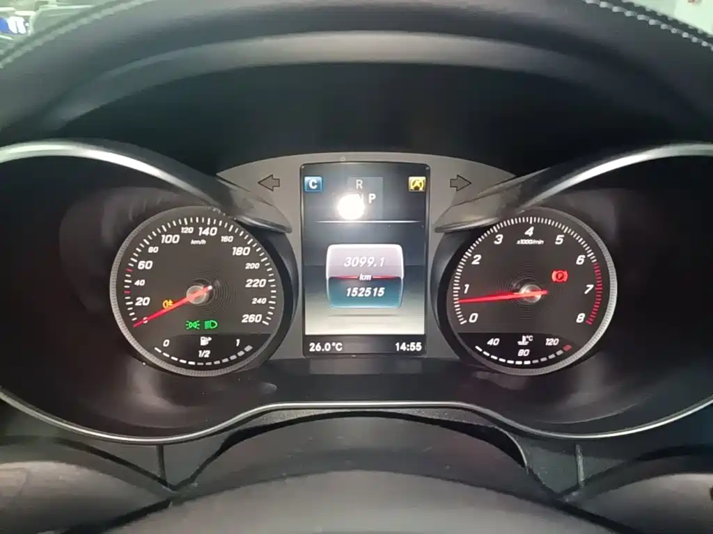 Mercedes-Benz C-Class — миниатюра 12