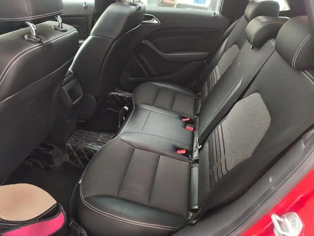 Mercedes-Benz B-Class — миниатюра 17