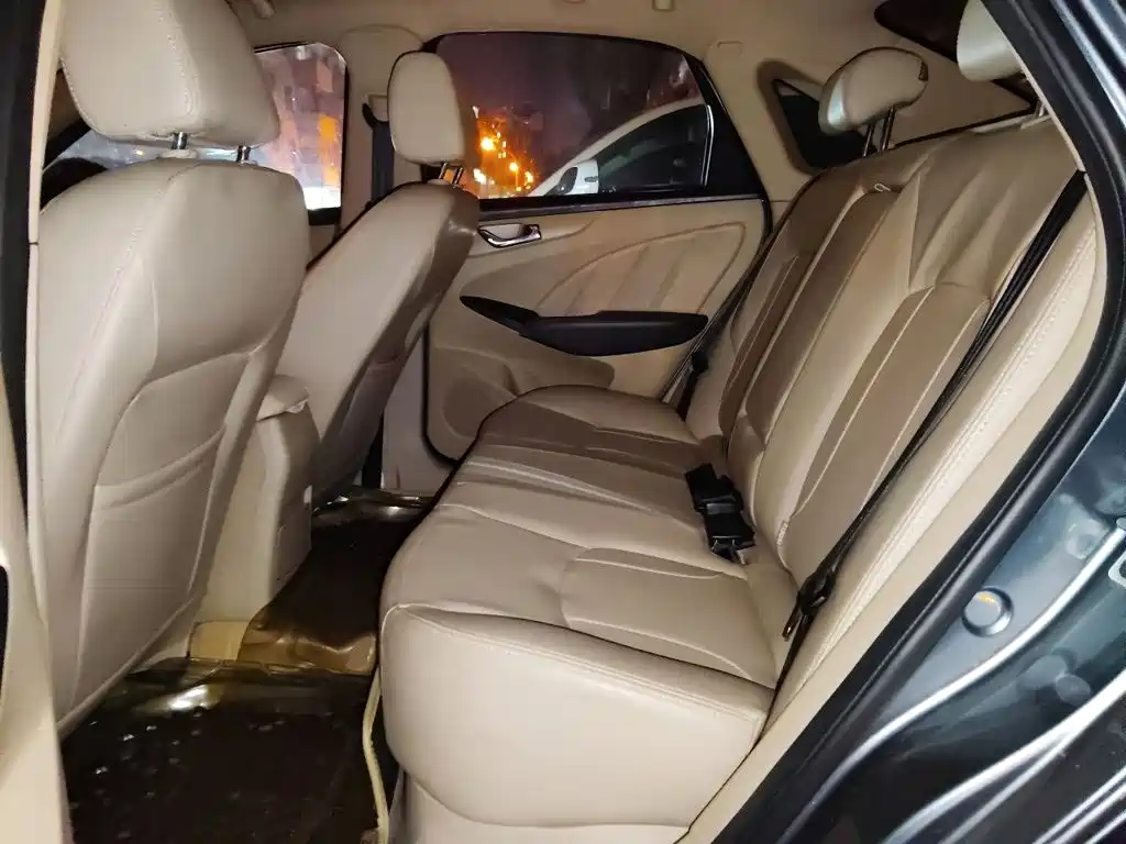 Chery Arrizo 7 — миниатюра 18