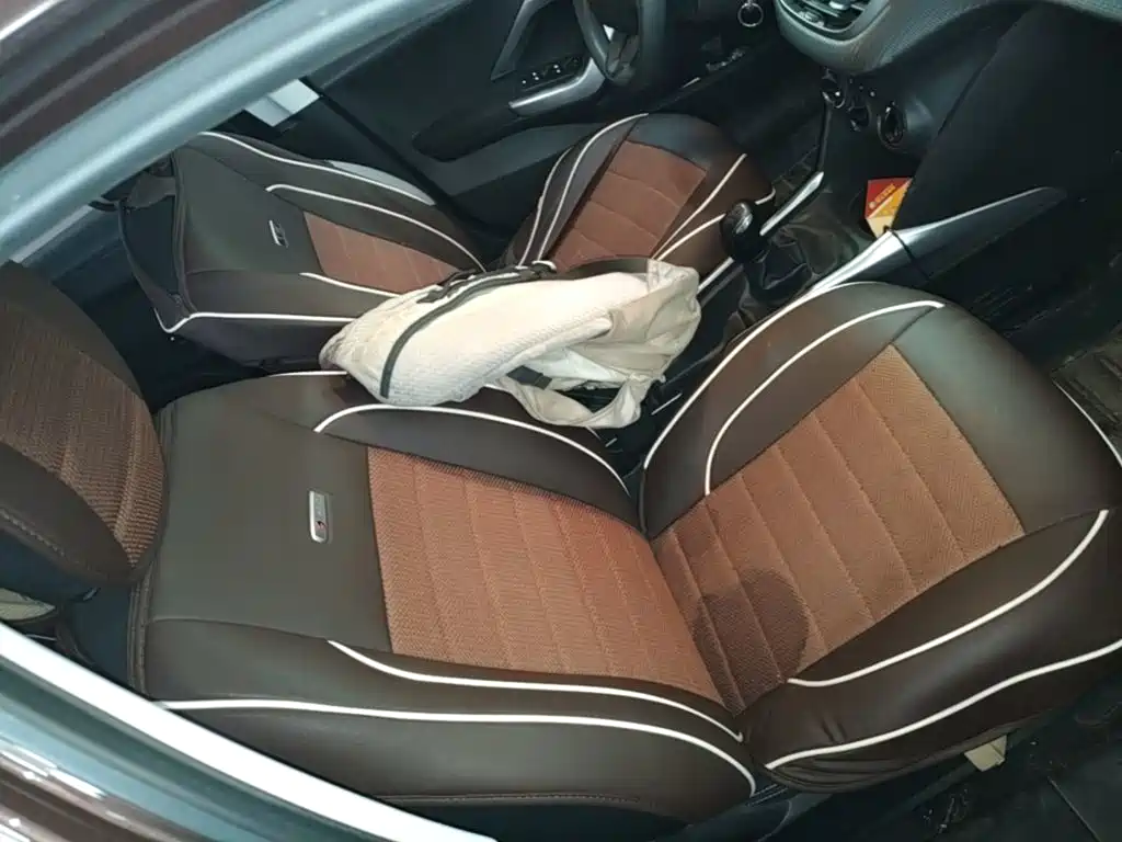 Peugeot 2008 — миниатюра 25